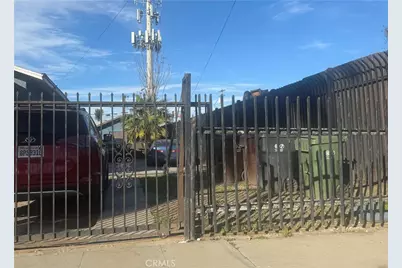 215 E Elm, Compton, CA 90220 - Photo 2