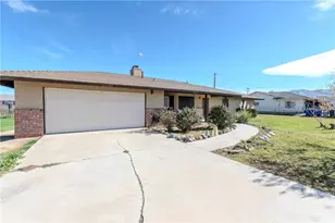 11135 Truchas, Apple Valley, CA 92308 - Photo 2