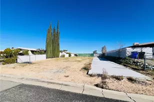 14005 Victoria, Victorville, CA 92395 - Photo 1