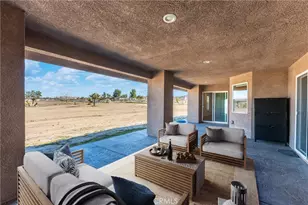 11423 Desert View, Pinon Hills, CA 92372 - Photo 38