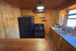 631 Oak Knoll Dr, Green Valley Lake, CA 92341 - Photo 6