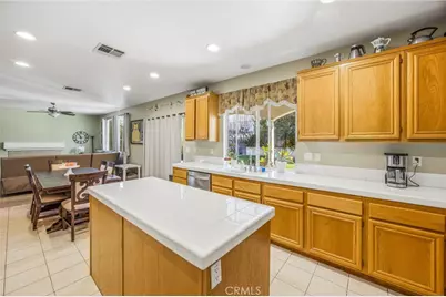 8470 Lindenhurst, Riverside, CA 92508 - Photo 16