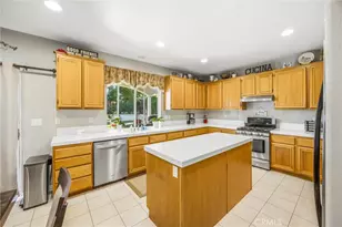 8470 Lindenhurst, Riverside, CA 92508 - Photo 14