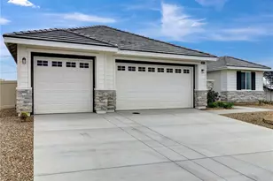 35892 Wildwood Crest Dr, Yucaipa, CA 92399 - Photo 1