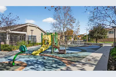 15507 Vanilla Bean, Fontana, CA 92336 - Photo 48