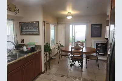 15597 Castellion, Fontana, CA 92337 - Photo 6