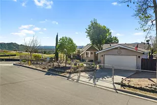 3201 Muriel Dr, Jurupa Valley, CA 92509 - Photo 4