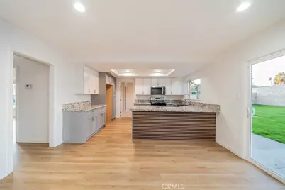 1270 N Rosalind Avenue, Rialto, CA 92376 - Photo 18