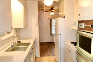 332 N Lyon, Hemet, CA 92543 - Photo 8