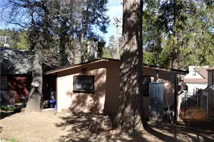 23747 Pioneer Camp Rd, Crestline, CA 92325 - Photo 6