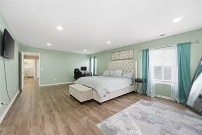 19830 Silverwood, Lake Elsinore, CA 92530 - Photo 32