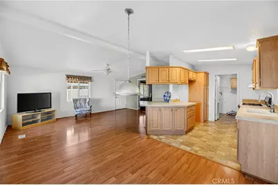 725 W Thornton #10, Hemet, CA 92543 - Photo 12