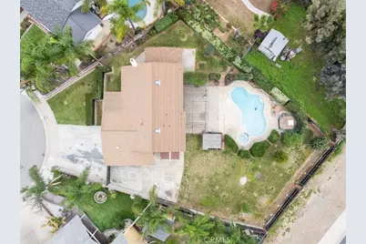 1121 Iris, Corona, CA 92882 - Photo 34