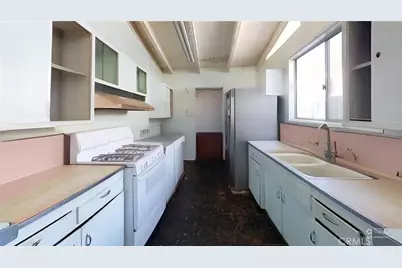 1210 Tejon, Colton, CA 92324 - Photo 8