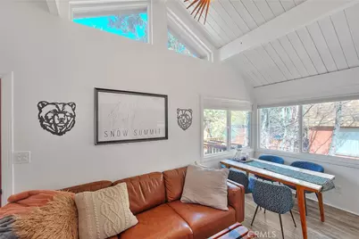 346 San Bernardino Avenue, Sugarloaf, CA 92386 - Photo 12