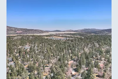 346 San Bernardino Avenue, Sugarloaf, CA 92386 - Photo 36