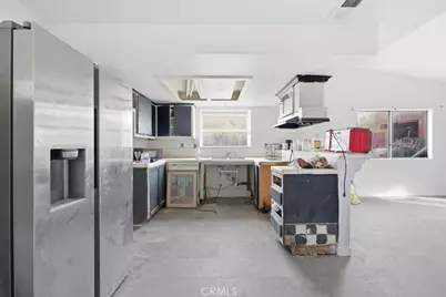 13390 Avenida Hermosa, Desert Hot Springs, CA 92240 - Photo 14