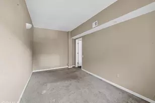 6193 Oakdale Ave, Oakland, CA 94605 - Photo 18