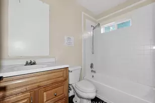 6193 Oakdale Ave, Oakland, CA 94605 - Photo 20