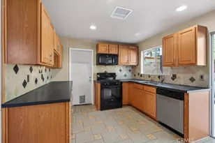 6930 Kern, Jurupa Valley, CA 92509 - Photo 8