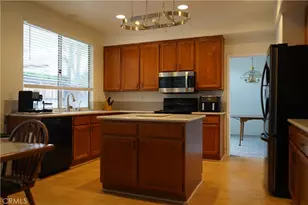 24054 Bearskin, Murrieta, CA 92562 - Photo 14