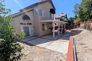 24054 Bearskin, Murrieta, CA 92562 - Photo 32