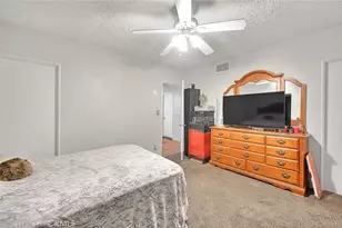 18087 San Bernardino, Bloomington, CA 92316 - Photo 38