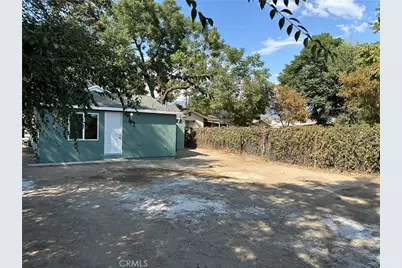 1189 W 19th Street, San Bernardino, CA 92411 - Photo 2