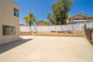 23760 Timber Bluff Ct, Moreno Valley, CA 92557 - Photo 32