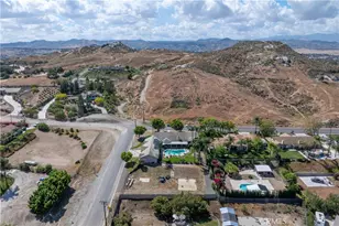 17492 Mariposa Ave, Riverside, CA 92504 - Photo 6