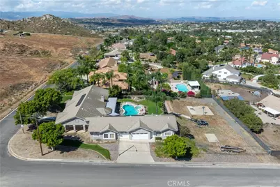 17492 Mariposa Avenue, Riverside, CA 92504 - Photo 4