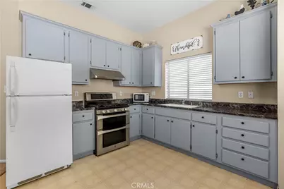 17492 Mariposa Avenue, Riverside, CA 92504 - Photo 30