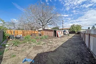 403 W Francis, Ontario, CA 91762 - Photo 32