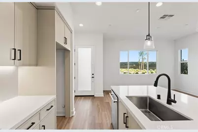 760 Gadwall, Irvine, CA 92618 - Photo 8