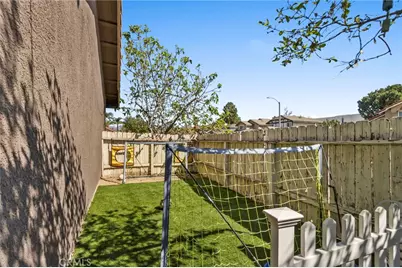 17273 Russo Court, Fontana, CA 92336 - Photo 40