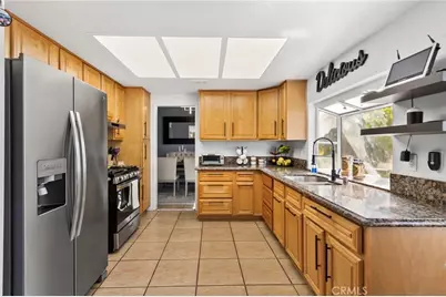 17273 Russo Court, Fontana, CA 92336 - Photo 14