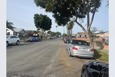 1046 W 73rd, Los Angeles, CA 90044 - Photo 6