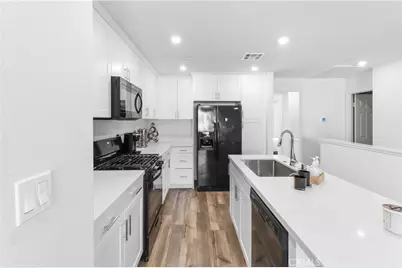 466 N Glenwood, Rialto, CA 92376 - Photo 10