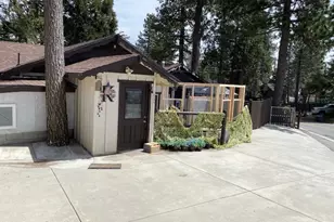 1055 Playground, Crestline, CA 92325 - Photo 32