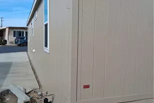 17455 Marygold Ave, Bloomington, CA 92316 - Photo 6