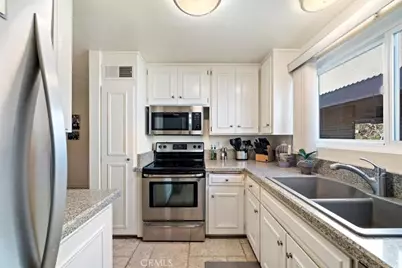 1040 Central Avenue #14, Riverside, CA 92507 - Photo 18