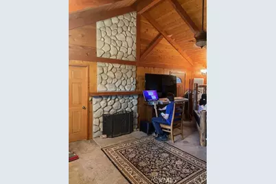 1055 Playground, Crestline, CA 92325 - Photo 4