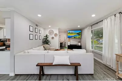 9075 Delano Drive, Riverside, CA 92503 - Photo 8