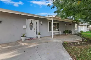 9075 Delano Dr, Riverside, CA 92503 - Photo 6