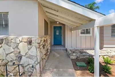 2111 Elsinore Road, Riverside, CA 92506 - Photo 6