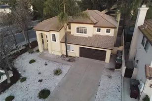 39198 Calistoga, Murrieta, CA 92563 - Photo 2