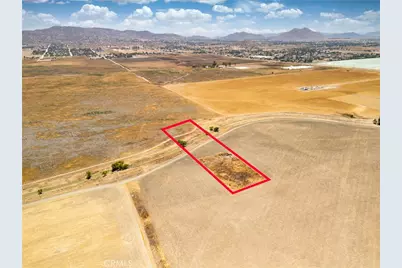 27200 San Jacinto, Perris, CA 92571 - Photo 2