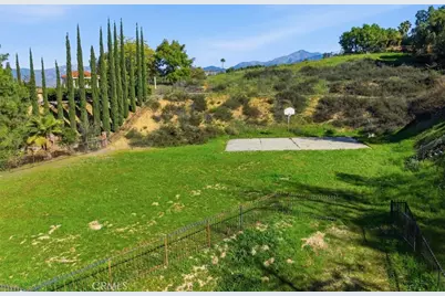 835 La Solana, Redlands, CA 92373 - Photo 4