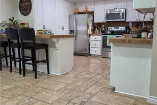 22862 Calcutta Dr, Canyon Lake, CA 92587 - Photo 12