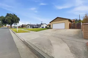 8536 Brunswick, Riverside, CA 92504 - Photo 2